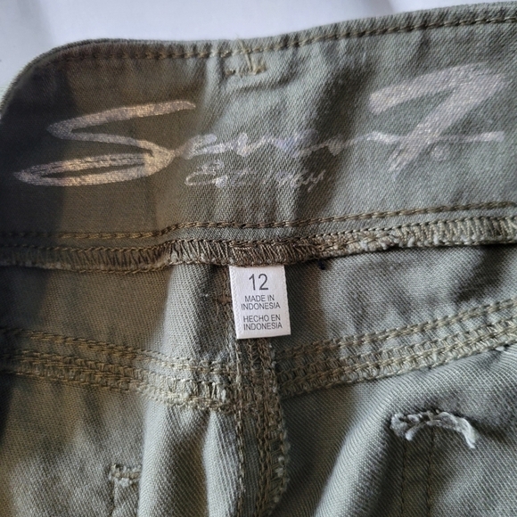 Seven7 Wide-Leg Cropped Pants Fatique Green Size 12 - Picture 9 of 11